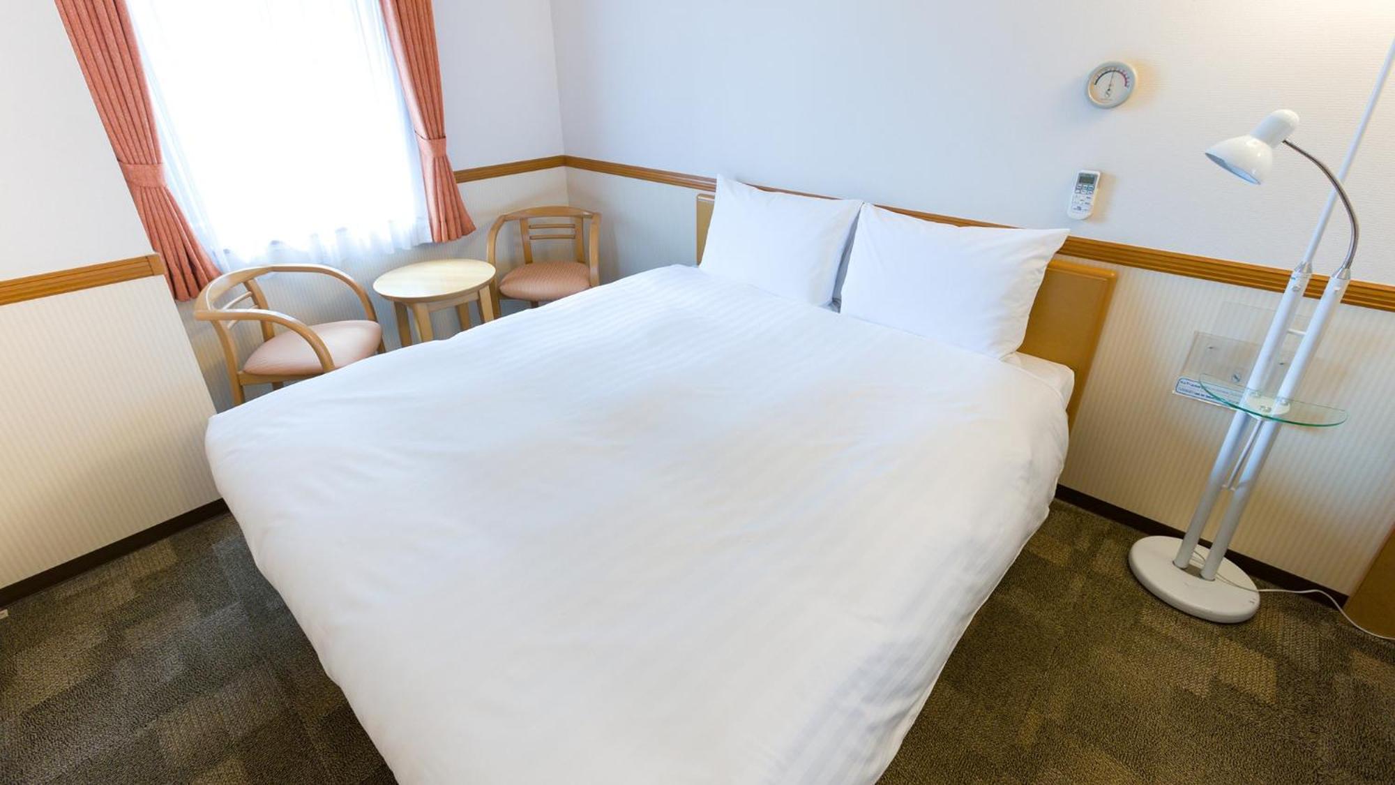 Toyoko Inn Shin-yokohama Ekimae Shinkan Værelse billede