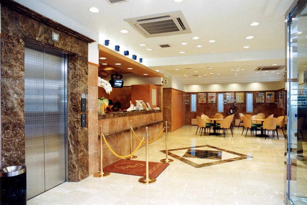 Toyoko Inn Shin-yokohama Ekimae Shinkan Eksteriør billede
